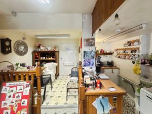 Cafe- click for photo gallery